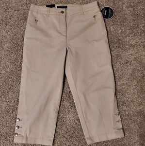 Karen Scott Comfort Capris